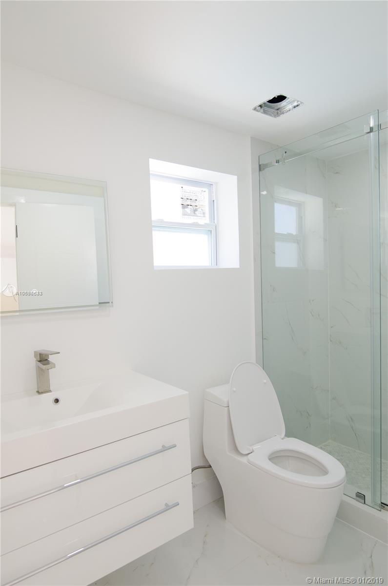43 Southwest 18th Road Miami, FL 33129 - Photo 23 of 31 Gallery Image 23