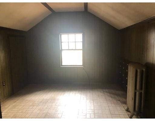 113 King Philip Road Worcester, MA 01606 - Photo 11 of 16 a view of an empty room