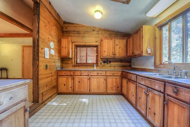 1111 Kincaid Road Williams, OR 97544 - Photo 4 of 33 Additional Photo