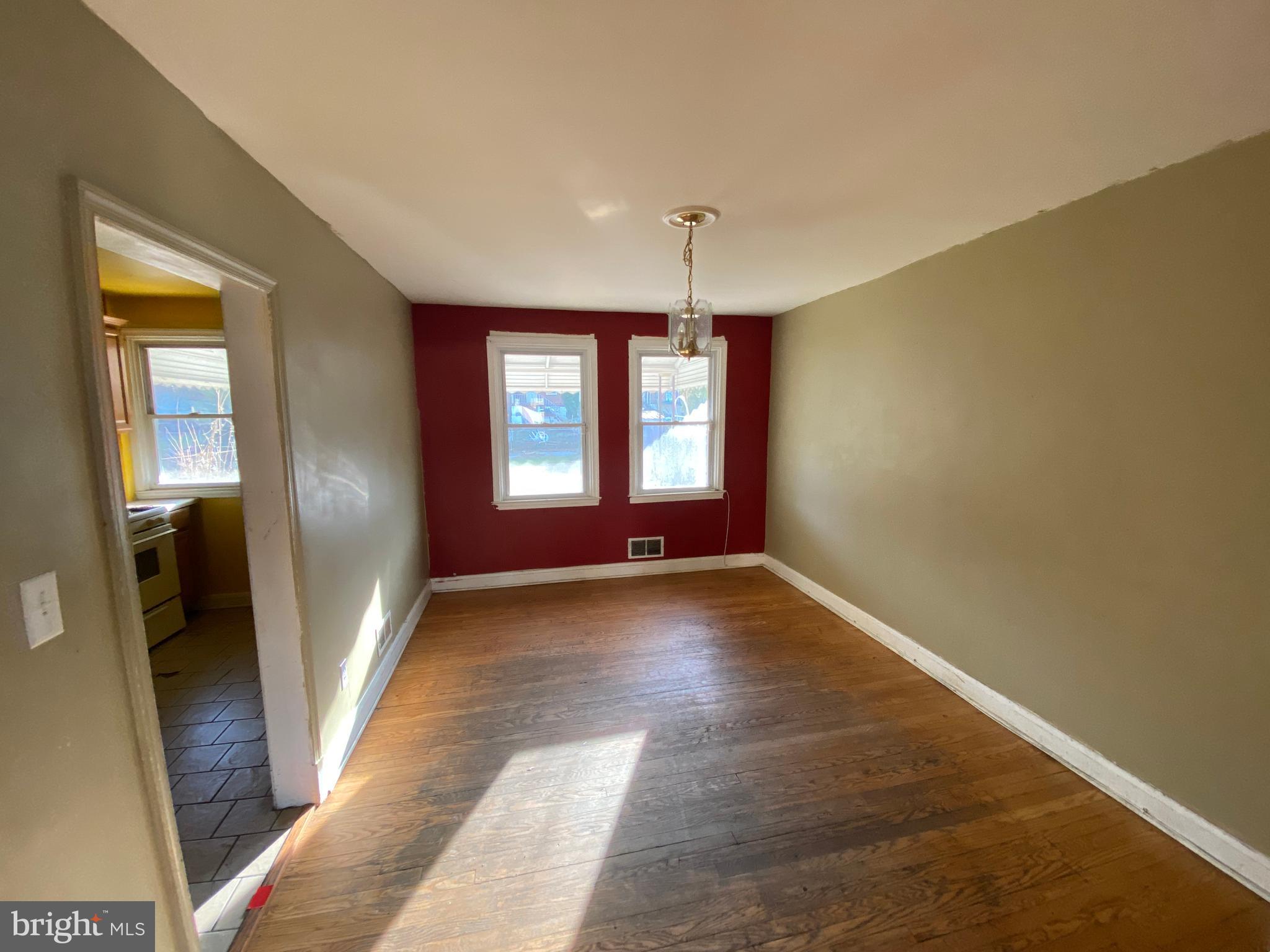1907 Ramblewood Road Baltimore, MD 21239 - Photo 3 of 13