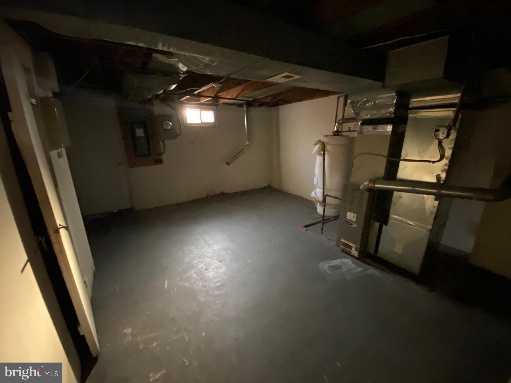1907 Ramblewood Road Baltimore, MD 21239 - Photo 6 of 13