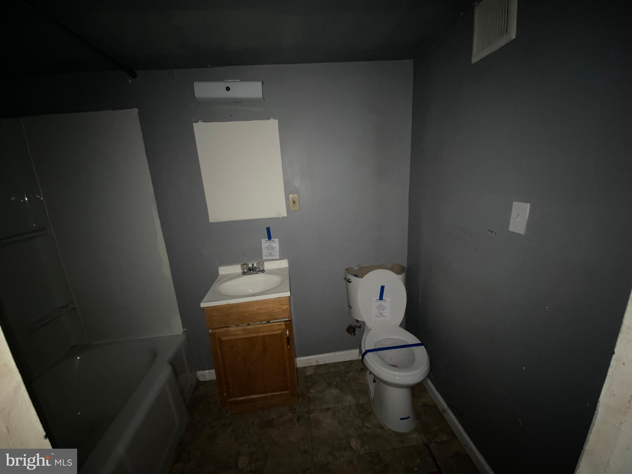 1907 Ramblewood Road Baltimore, MD 21239 - Photo 7 of 13