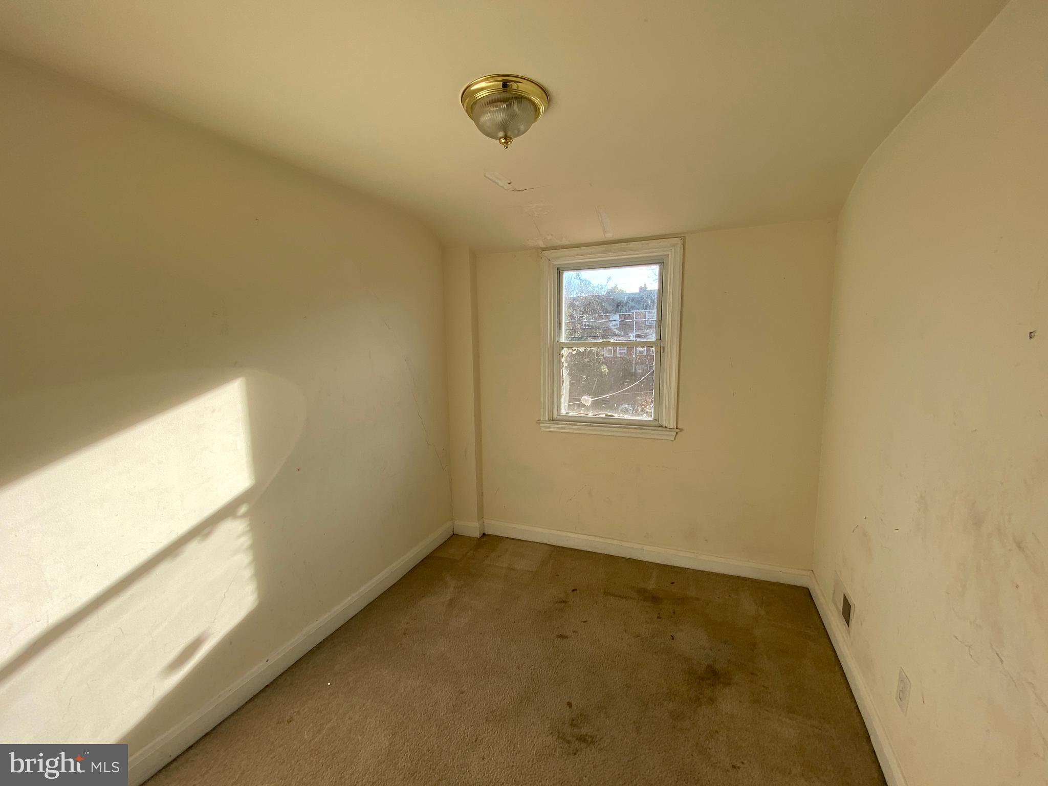 1907 Ramblewood Road Baltimore, MD 21239 - Photo 8 of 13