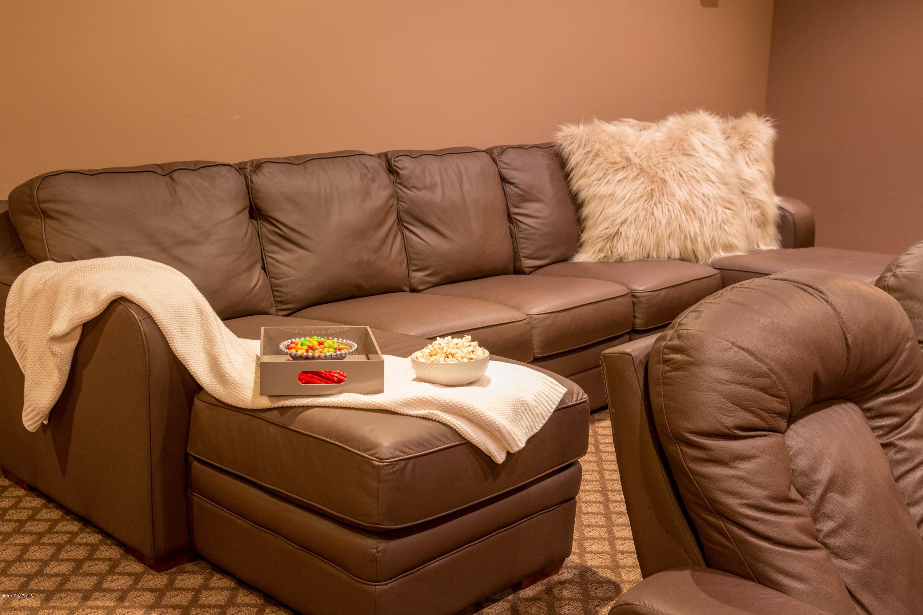 2188 Forest Mountain Road Prescott, AZ 86303 - Photo 43 of 51 Lounge Seating