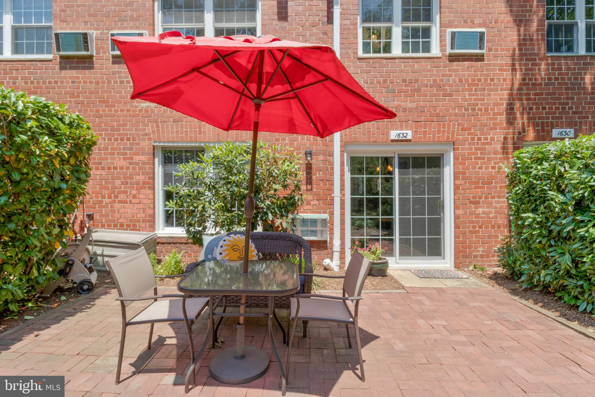 1632 Ripon Place Alexandria, VA 22302 - Photo 3 of 27