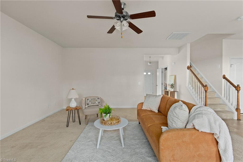 4518 Silo Ridge Clemmons, NC 27012 - Photo 7 of 33 Living Room
