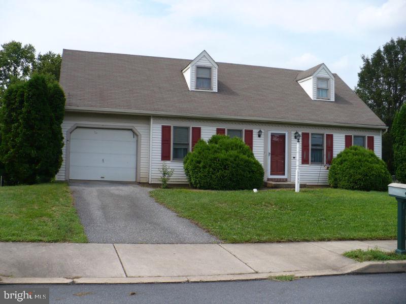 1725 Wilderness Road Lancaster, PA 17603 - Photo 1 of 13 Gallery Image 1