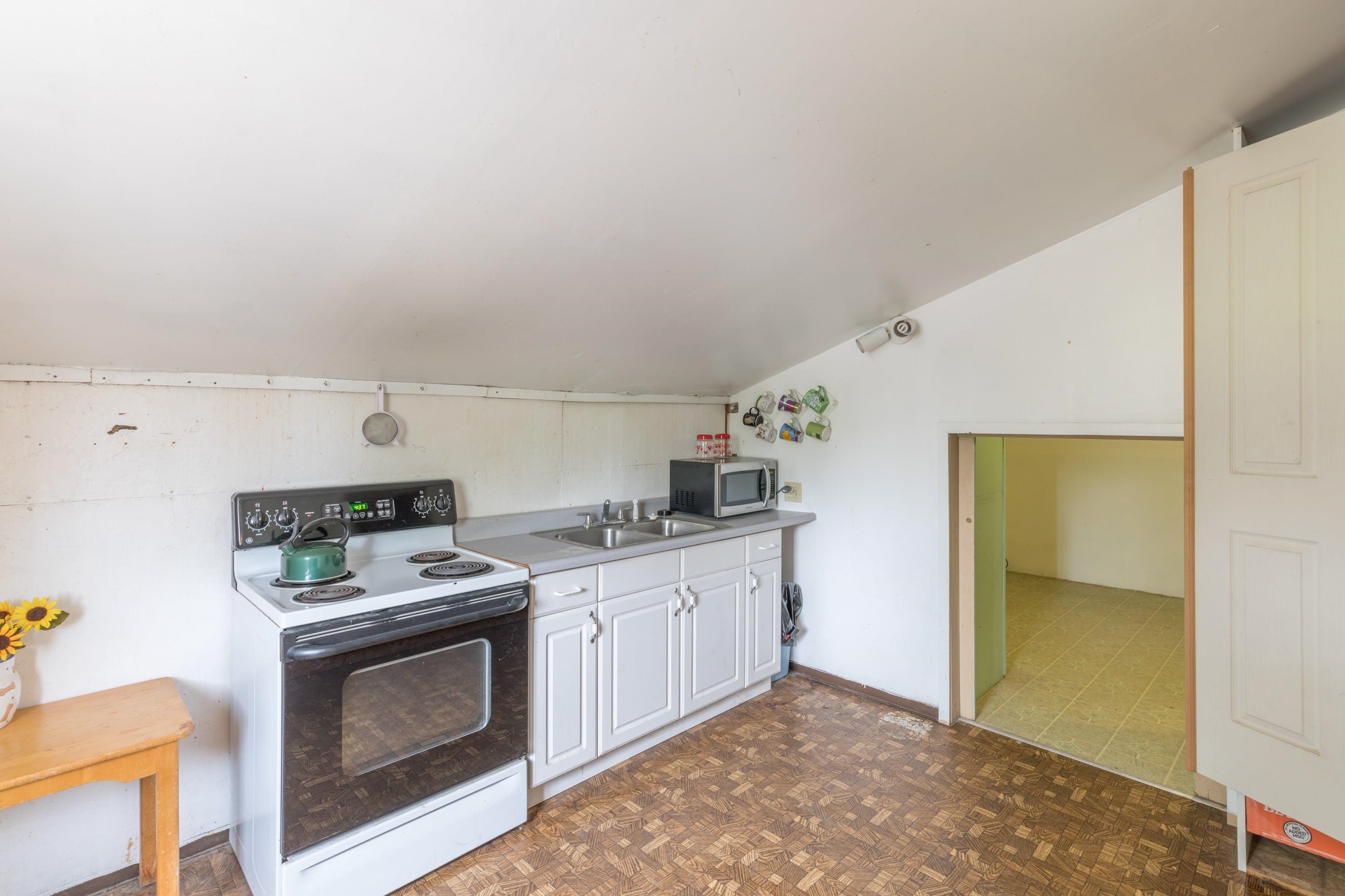 2704 North Colville Road Spokane, WA 99224 - Photo 4 of 37