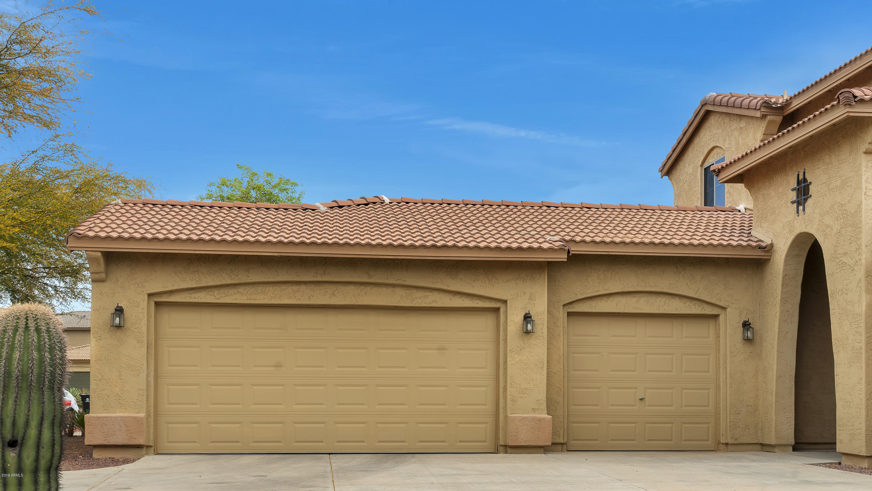 16755 West Rowel Road Surprise, AZ 85387 - Photo 3 of 27 dsc04179