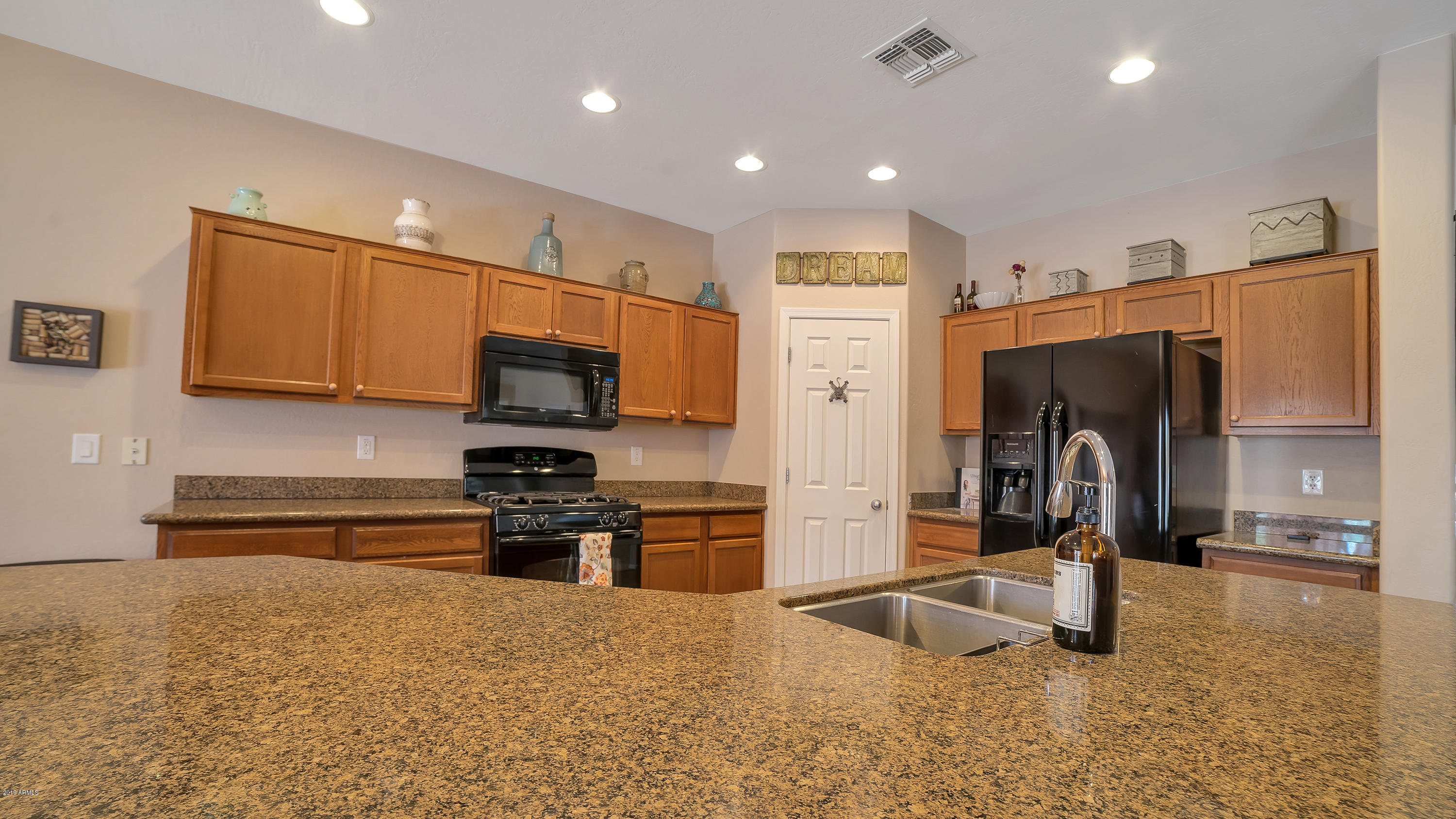 16755 West Rowel Road Surprise, AZ 85387 - Photo 6 of 27 dsc04278