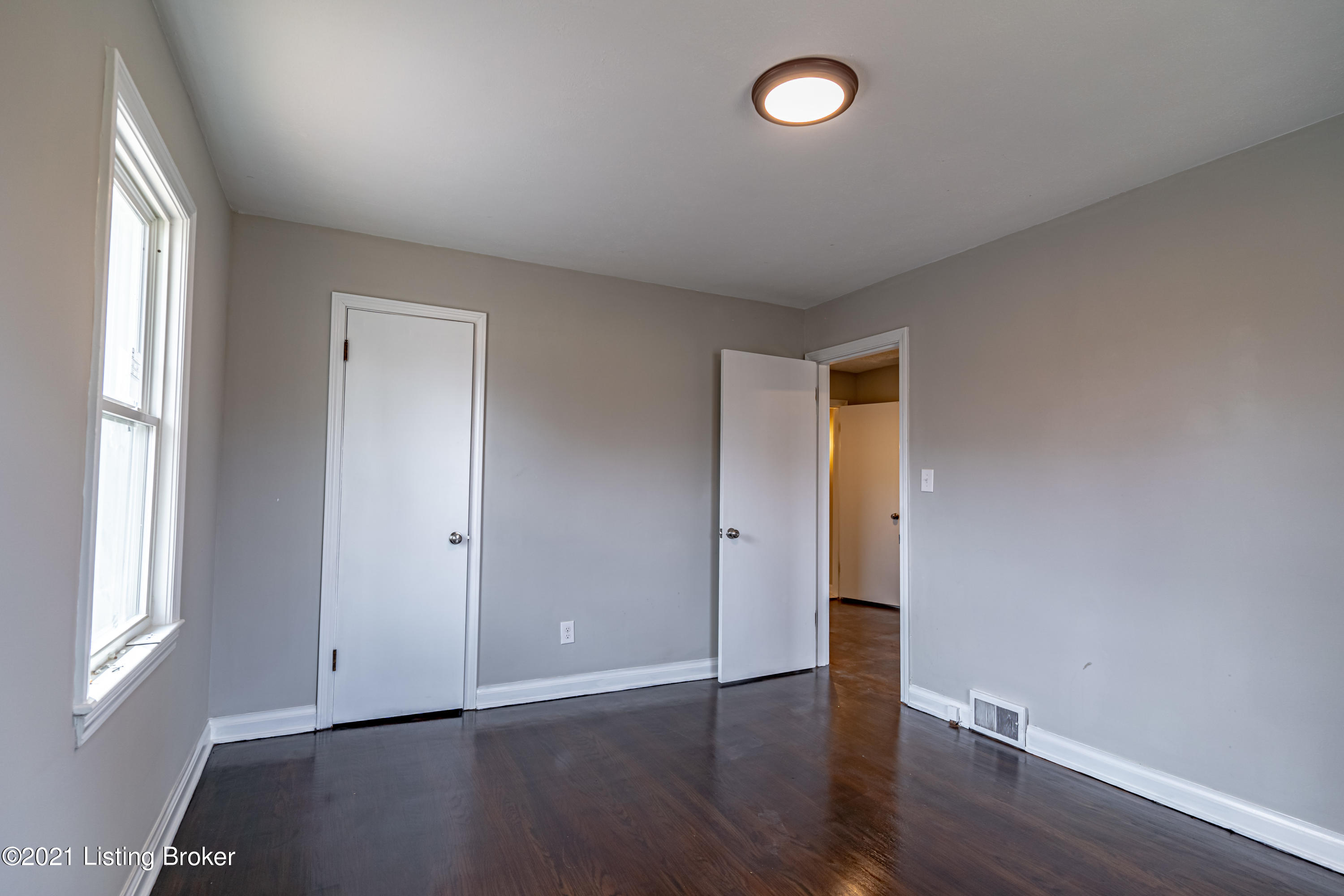 5230 Maryman Road Louisville, KY 40258 - Photo 32 of 55 DSC09847