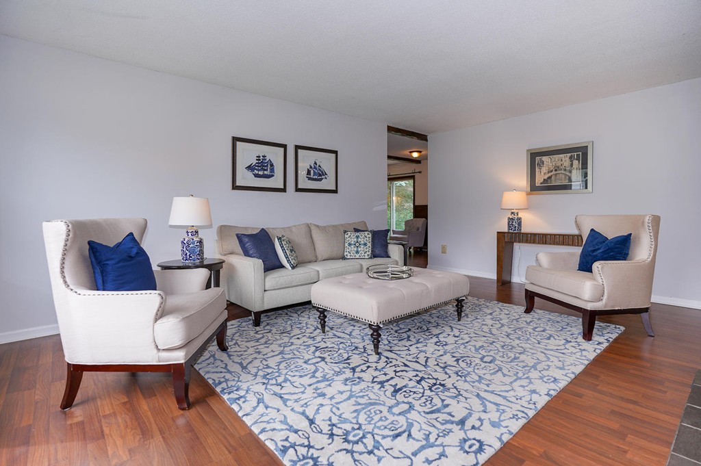 60 Harrington Road Framingham, MA 01701 - Photo 9 of 28 Gallery Image 9