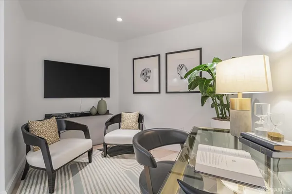 $15,000 | 875 California Street, Unit 202, San Francisco, CA 94108