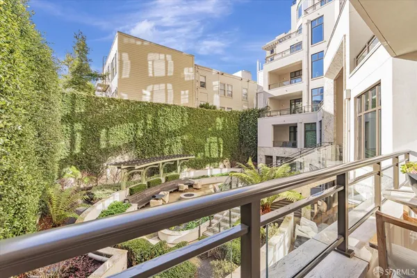 $15,000 | 875 California Street, Unit 202, San Francisco, CA 94108