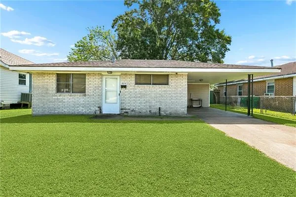 $125,000 | 809 West Drive, Westwego, LA 70094