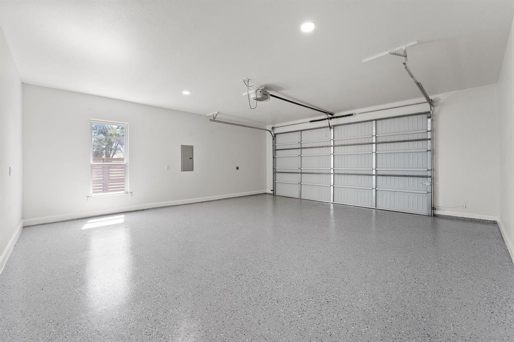 809 South Adelaide Street Terrell, TX 75160 - Photo 17 of 18 a view of a garage