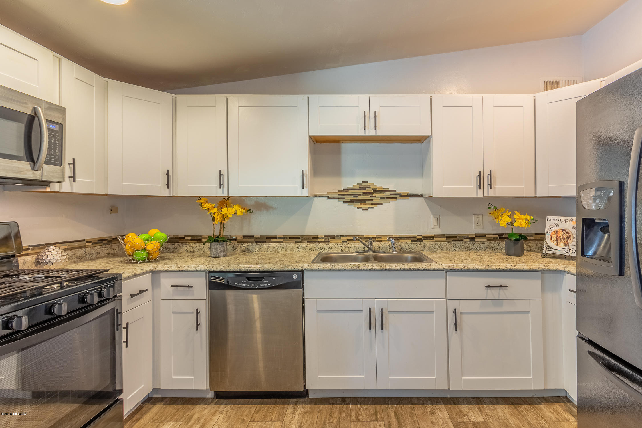 610 North Silverbell Road Tucson, AZ 85745 - Photo 11 of 23 Gallery Image 11