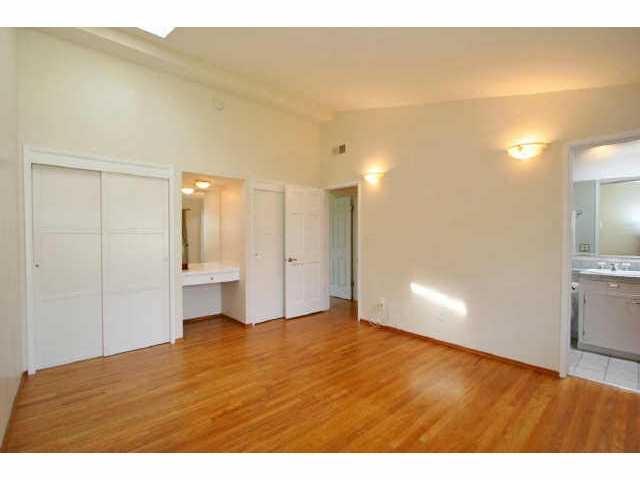 5376 Redding Road San Diego, CA 92115 - Photo 6 of 8