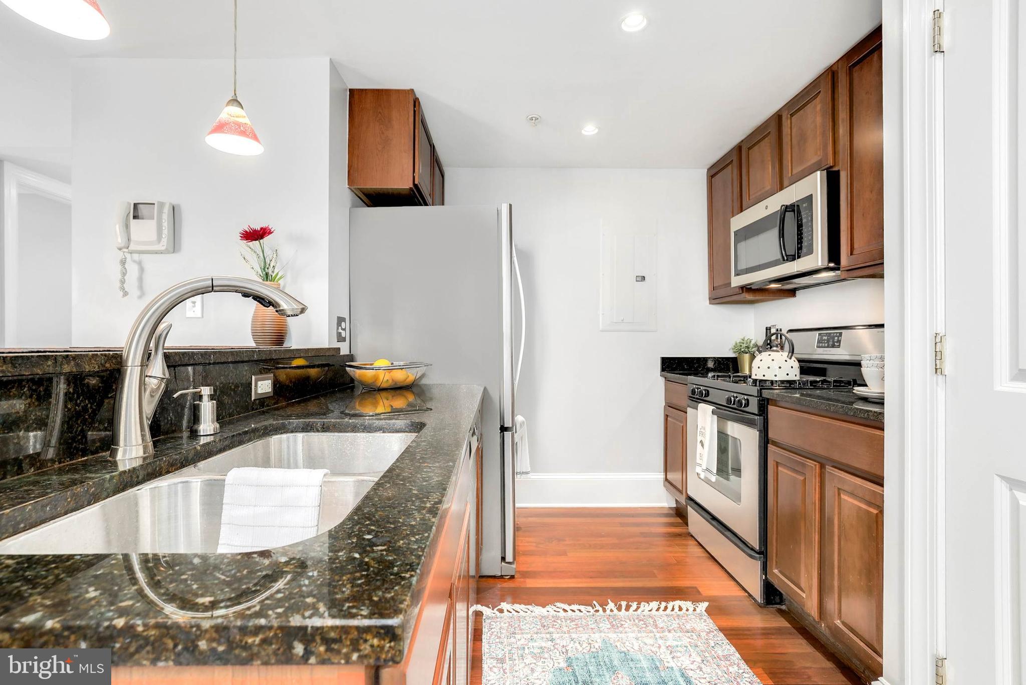 1465 Columbia Road Northwest, Unit 103 Washington, DC 20009 - Photo 11 of 25 Gallery Image 11