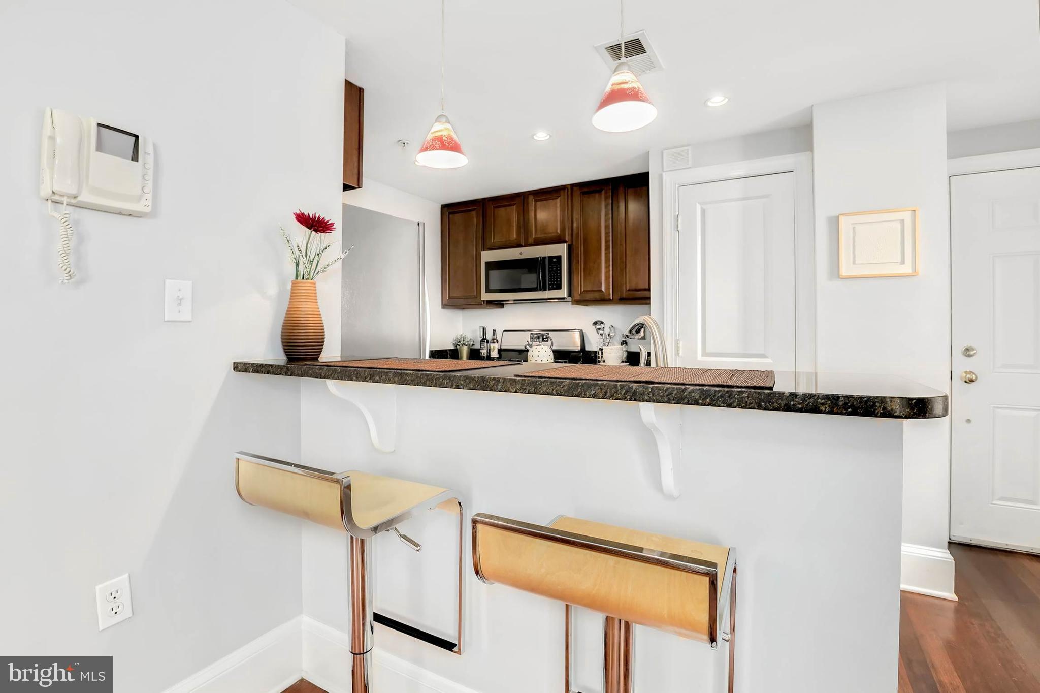 1465 Columbia Road Northwest, Unit 103 Washington, DC 20009 - Photo 15 of 25 Gallery Image 15