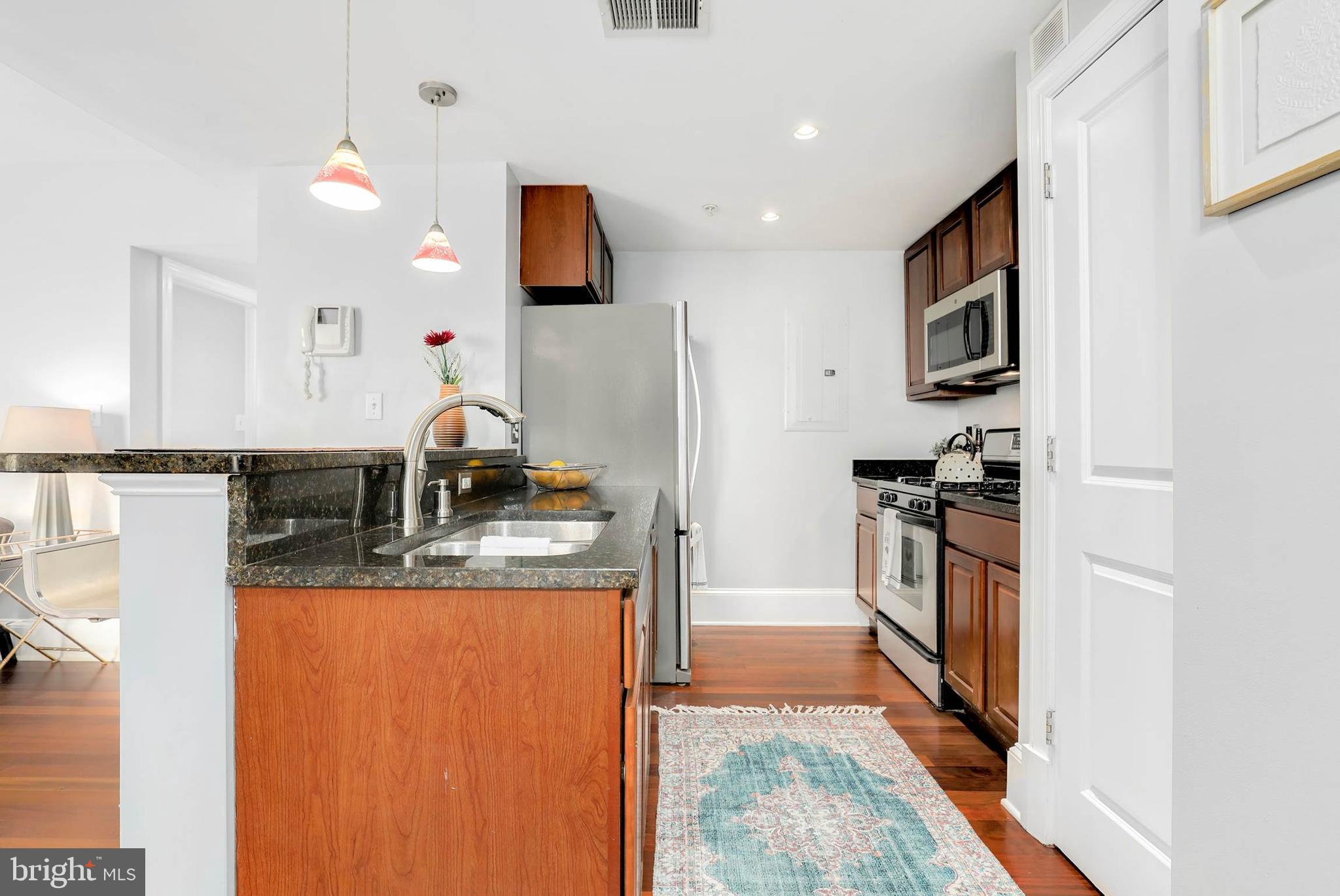 1465 Columbia Road Northwest, Unit 103 Washington, DC 20009 - Photo 10 of 25 Gallery Image 10