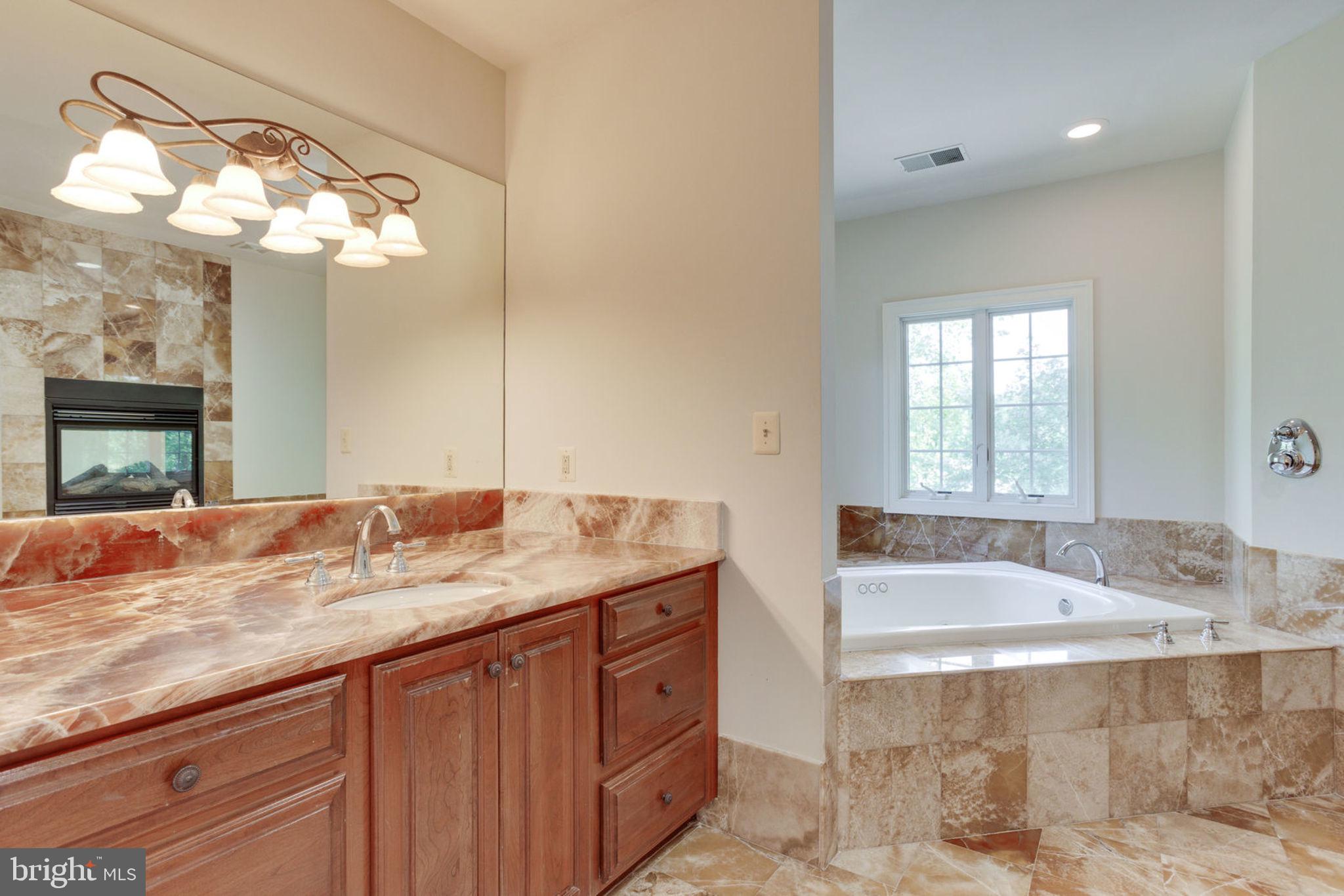 1843 Hunter Mill Road Vienna, VA 22182 - Photo 44 of 78 Gallery Image 44