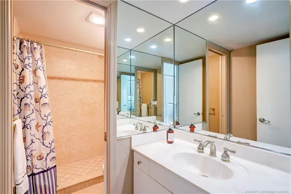 $6,000 | 1289 Northeast Ocean Boulevard, Unit 2, Jensen Beach, FL 34957