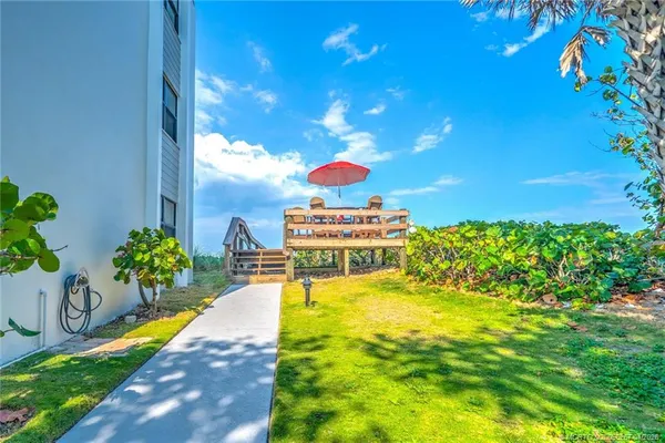 $6,000 | 1289 Northeast Ocean Boulevard, Unit 2, Jensen Beach, FL 34957