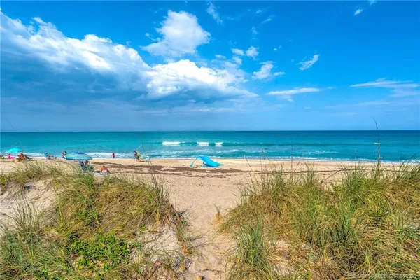 $6,000 | 1289 Northeast Ocean Boulevard, Unit 2, Jensen Beach, FL 34957