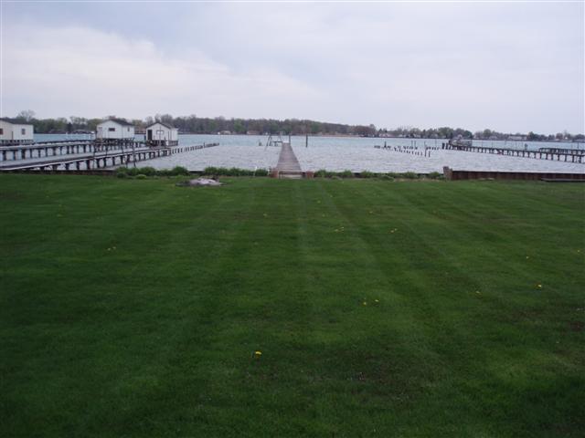 5035 Pointe Tremble Road Algonac, MI 48001 - Photo 4 of 30 31101856-3.JPG