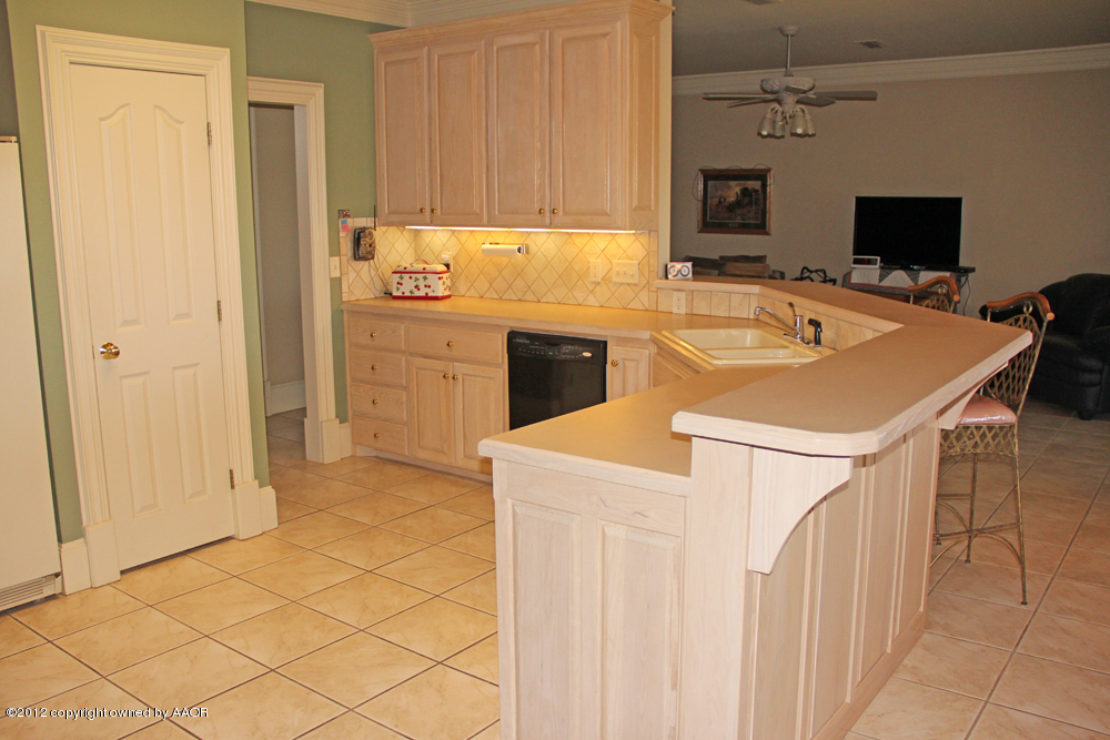 16305 Prairie Garden Road Canyon, TX 79015 - Photo 11 of 31 Kitchen