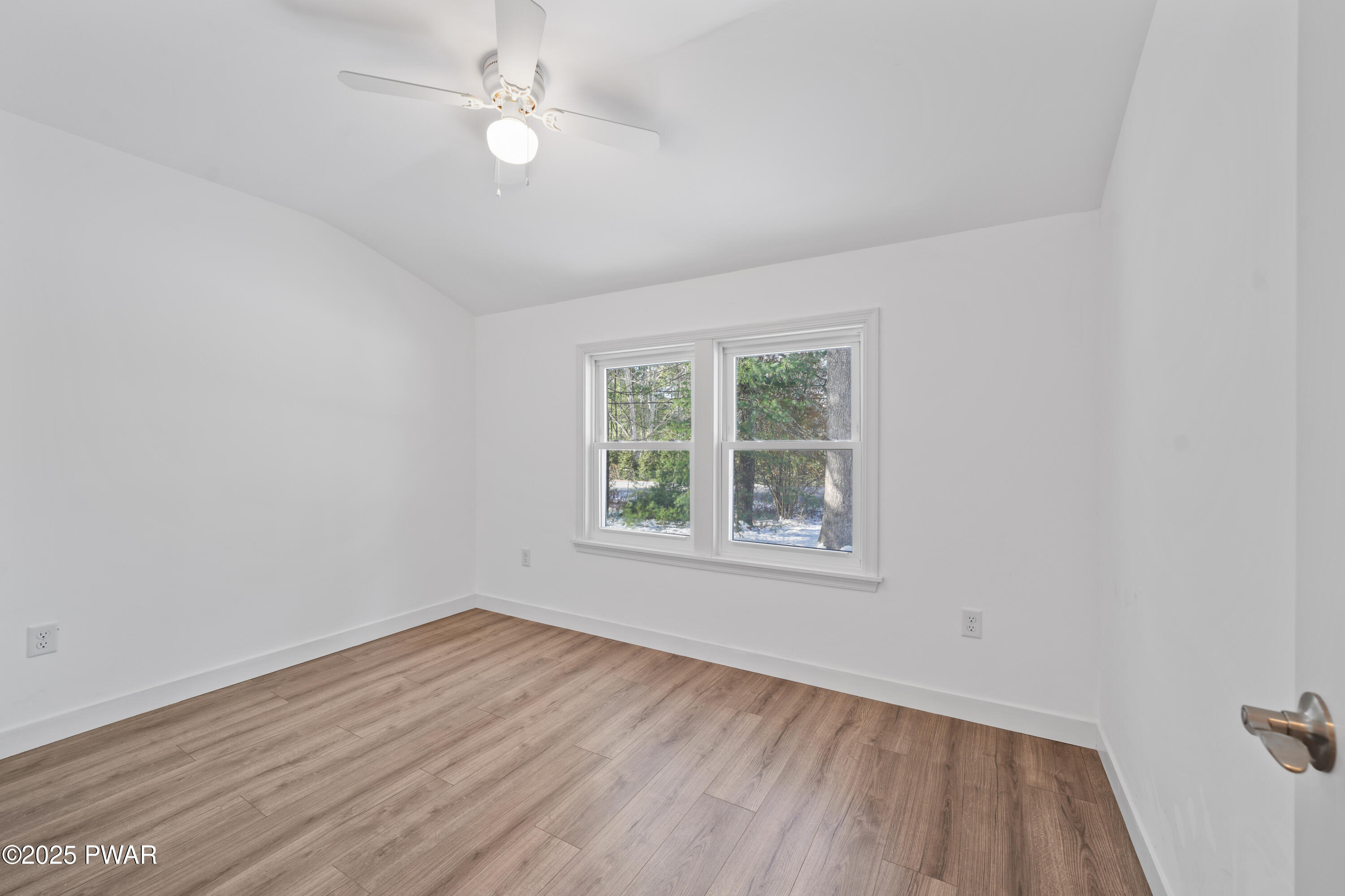 208 Doolan Road Dingmans Ferry, PA 18328 - Photo 20 of 22