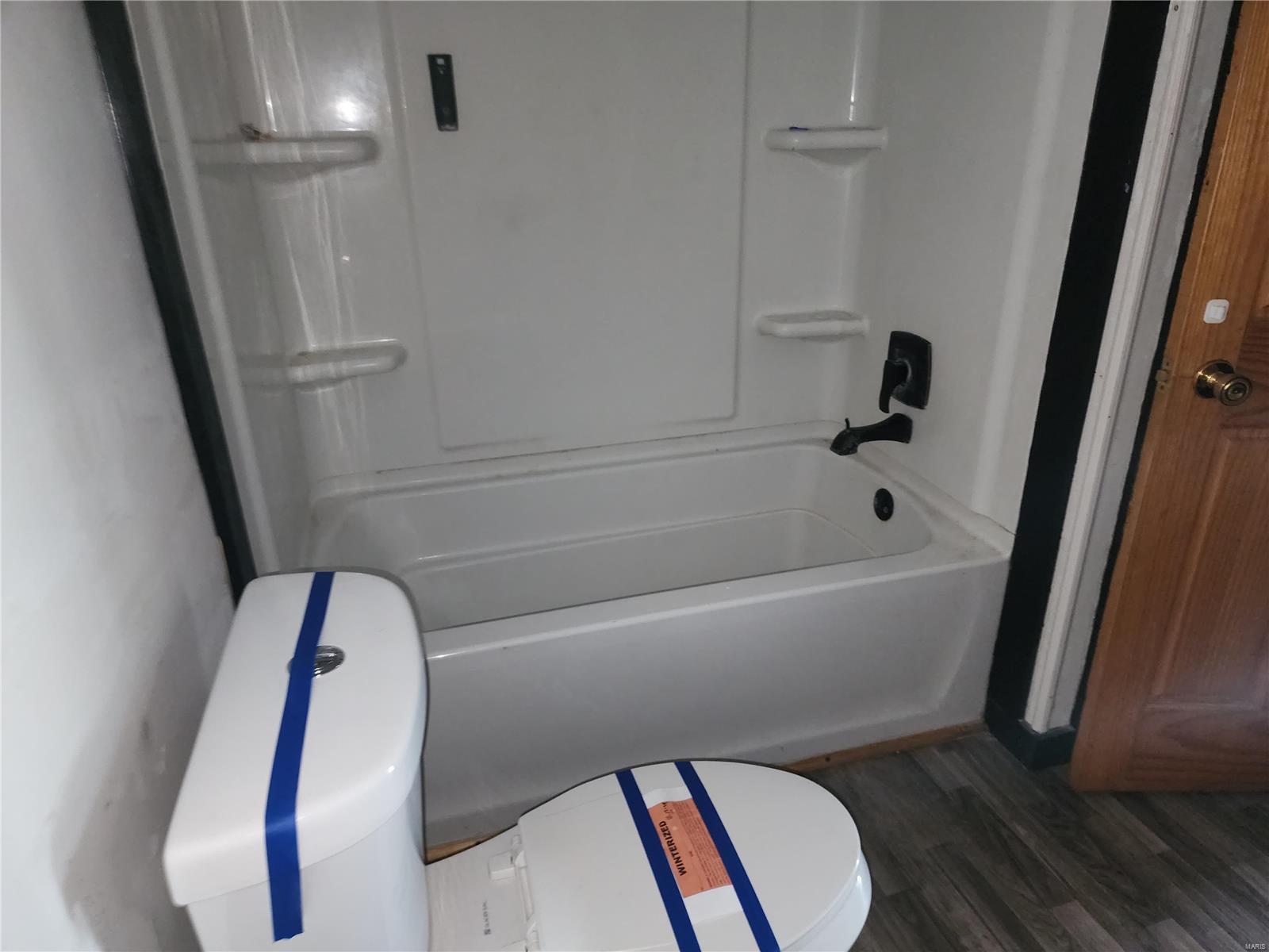 345 East North Street Roodhouse, IL 62082 - Photo 17 of 29