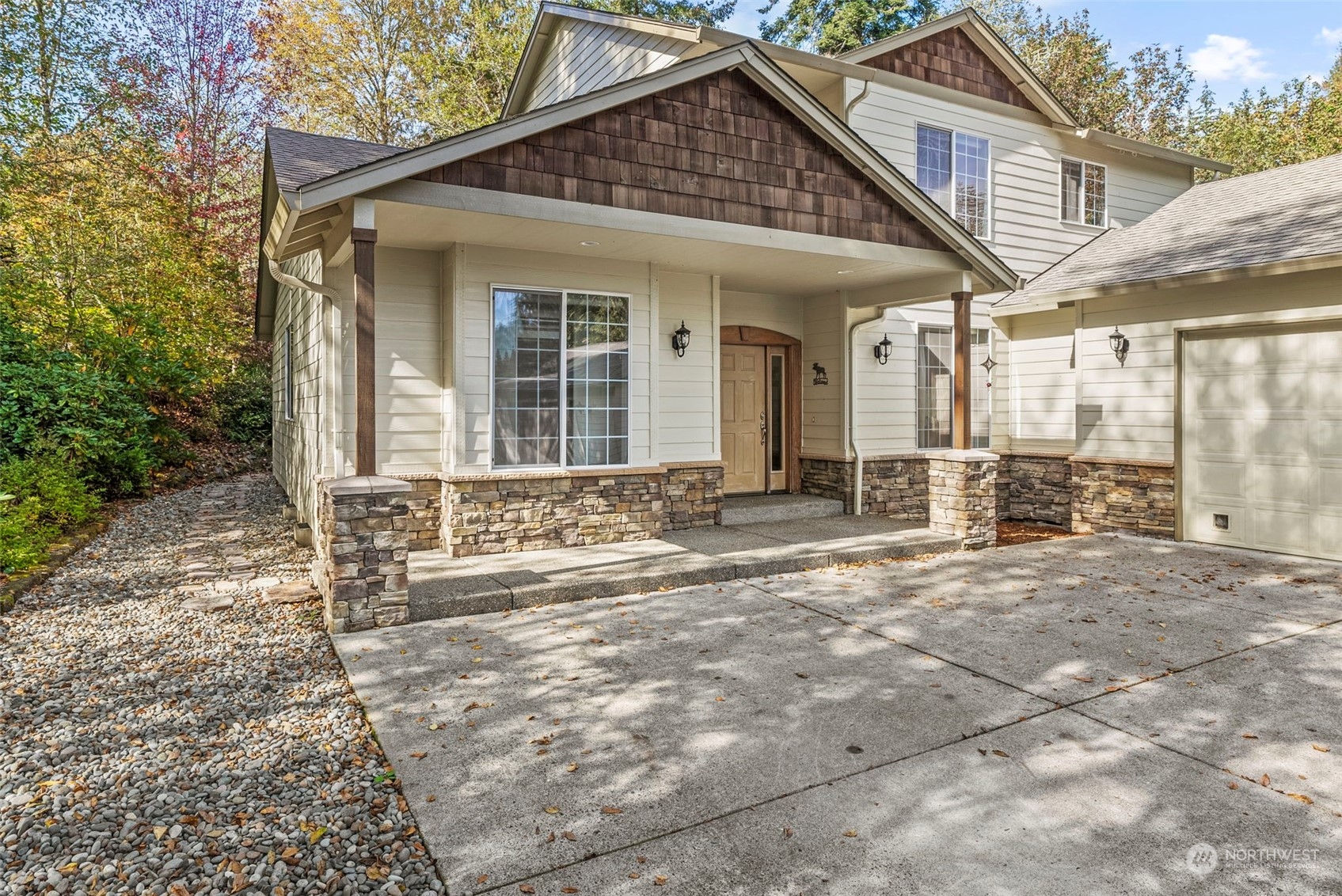 190 Shanghai Road Kelso, WA 98626 - Photo 3 of 40 Gallery Image 3