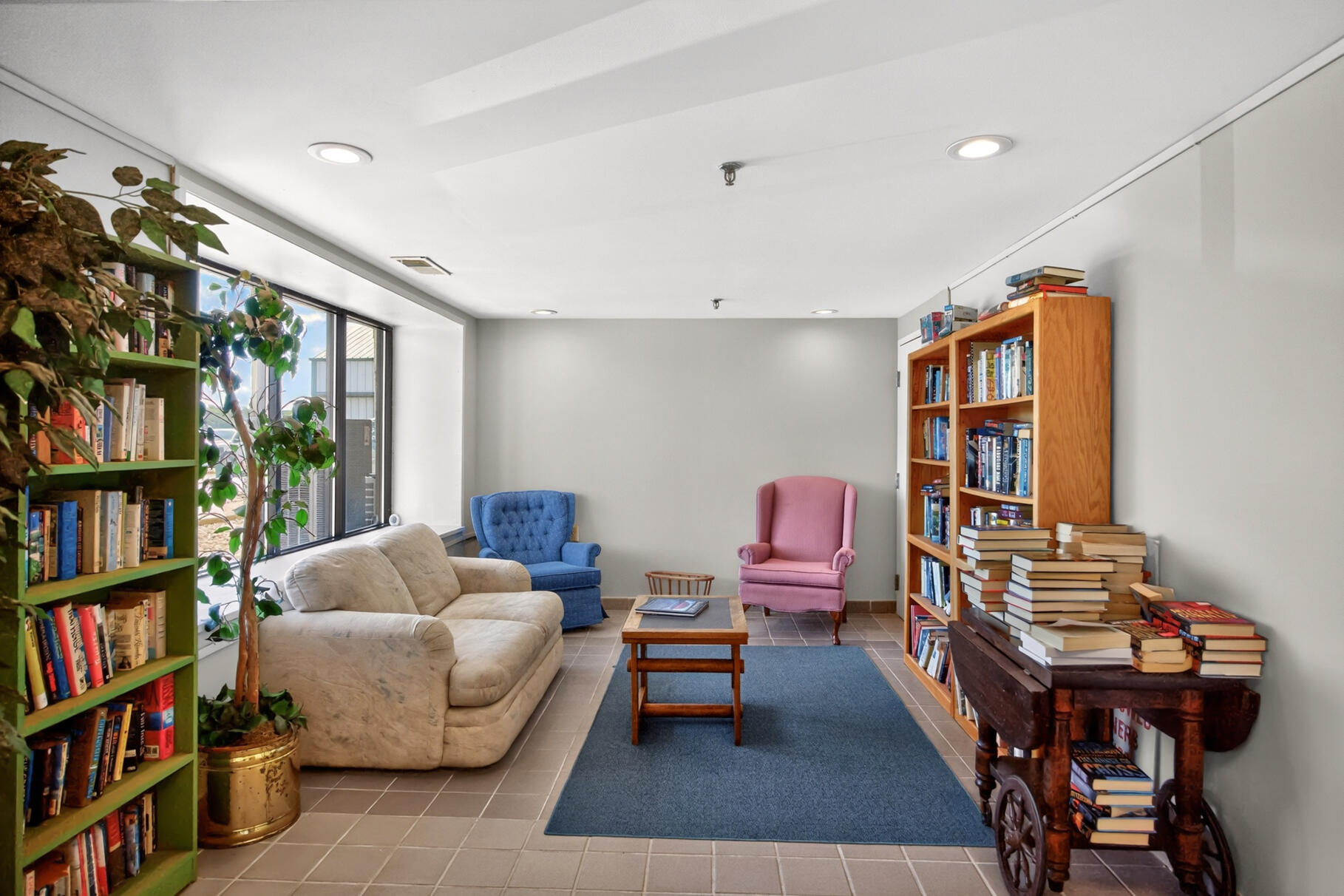 45 Main Street, Unit 37 Wareham, MA 02571 - Photo 36 of 46 Library Area