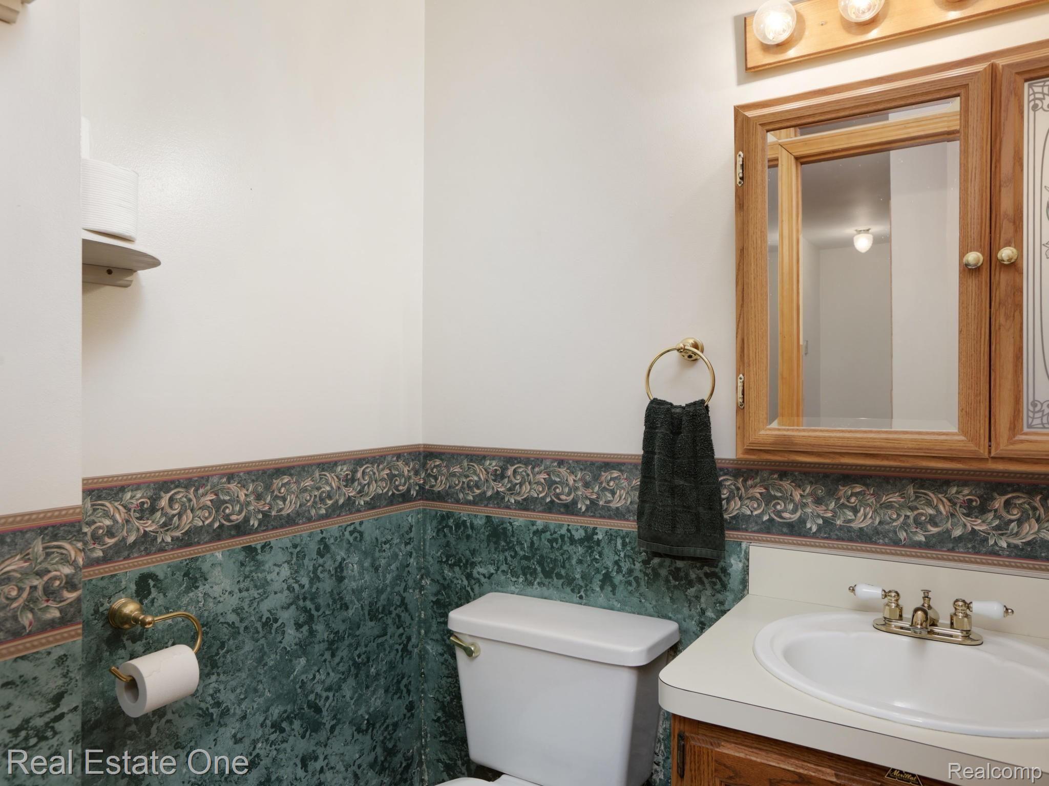 4455 Maybee Road Lake Orion, MI 48359 - Photo 16 of 26 4455 Maybee Rd Orion charter-011-010-4455 Maybee Rd0011-MLS_Size.jpg