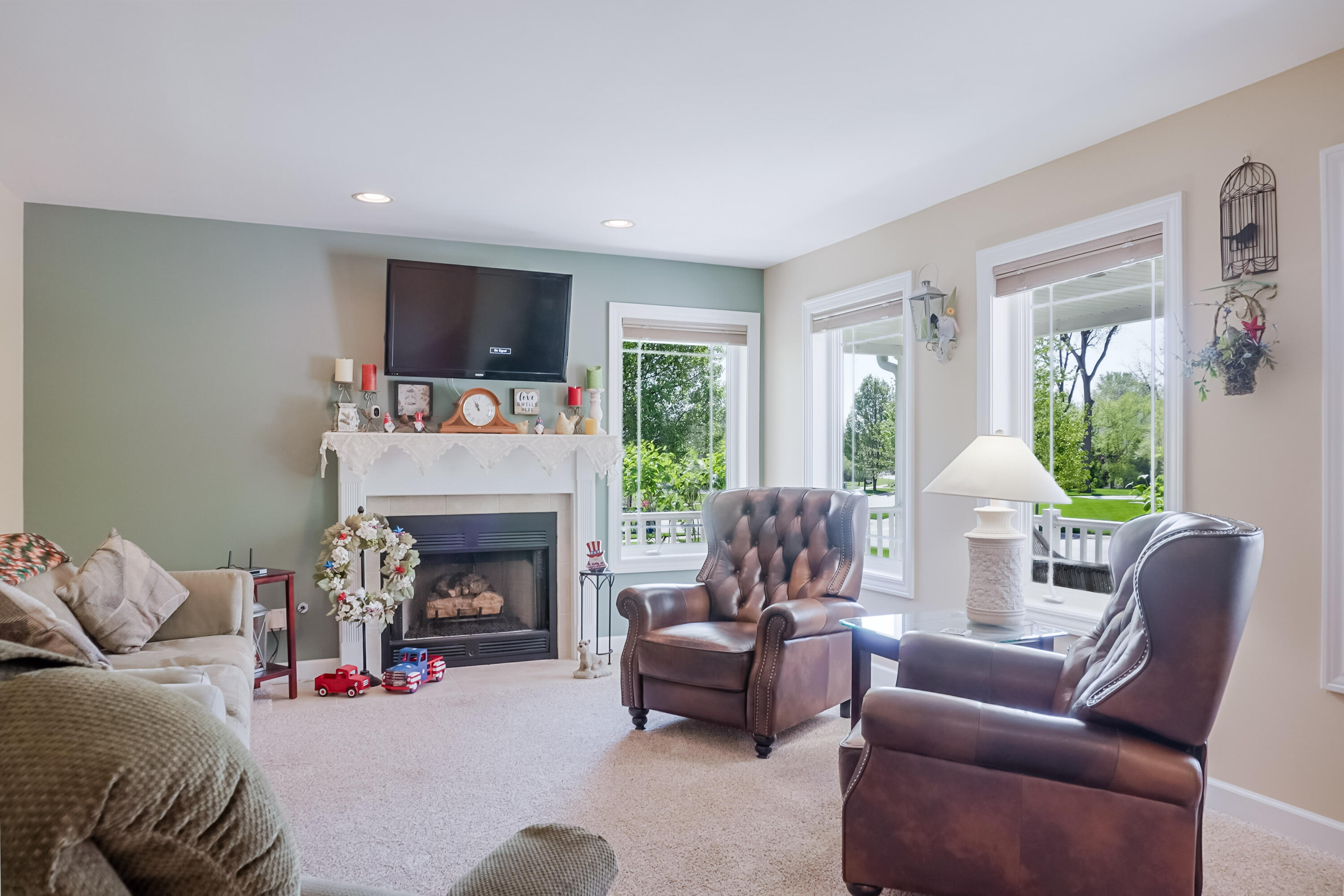 1270 East Greenview Place Crown Point, IN 46307 - Photo 12 of 51 3000x2001