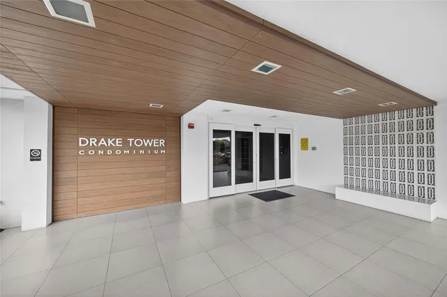 $260,000 | 1800 North Andrews Avenue, Unit 2F, Fort Lauderdale, FL 33311