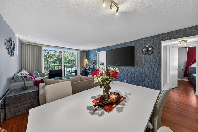 $260,000 | 1800 North Andrews Avenue, Unit 2F, Fort Lauderdale, FL 33311