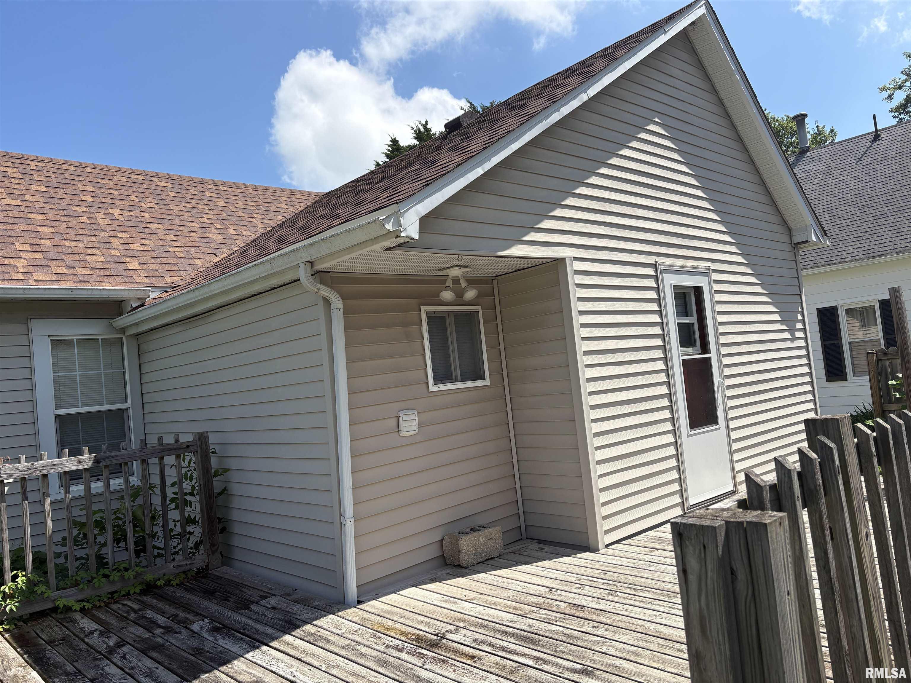 635 Starr Street Nokomis, IL 62075 - Photo 14 of 14