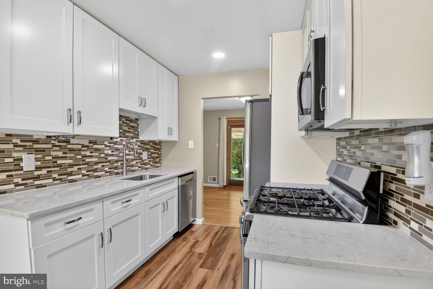 15800 Kerr Road Laurel, MD 20707 - Photo 11 of 58 Fully Remodeled Kitchen