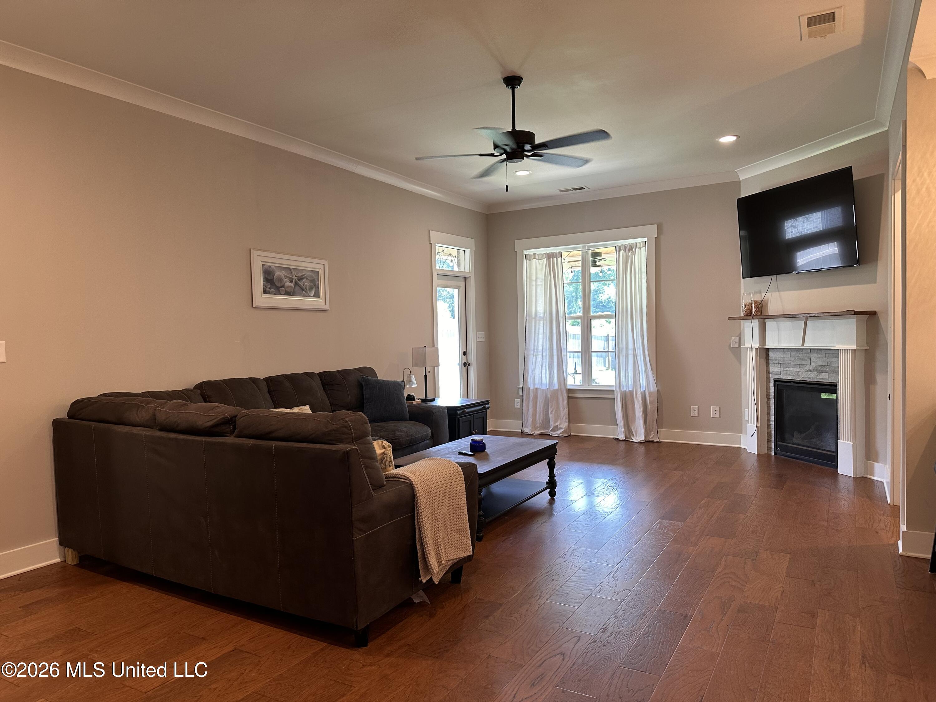 2204 Watson View West Nesbit, MS 38651 - Photo 5 of 29 IMG_2592