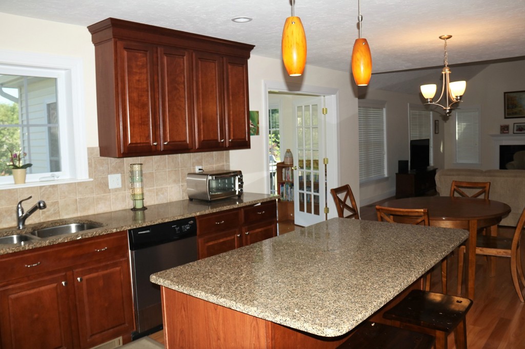 8 Henley Road Acton, MA 01720 - Photo 5 of 19 Gallery Image 5