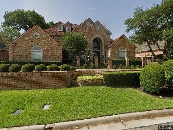 $4,500 | 2423 River Rock Circle, Arlington, TX 76006