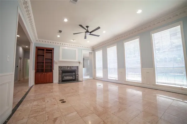 $4,500 | 2423 River Rock Circle, Arlington, TX 76006