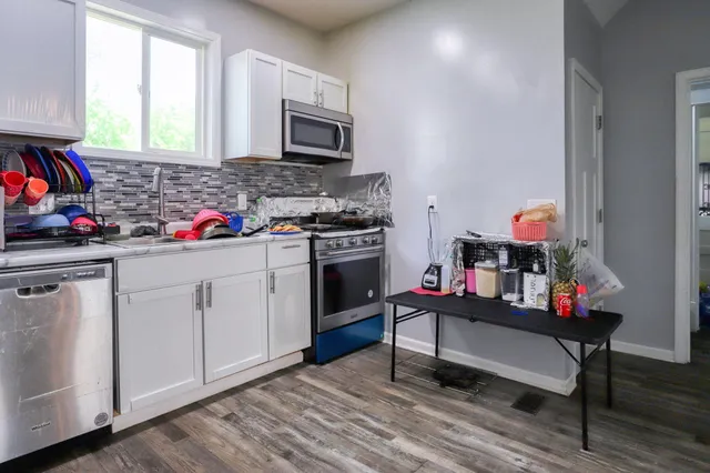 $425,000 | 2720 16th Avenue South, Minneapolis, MN 55407