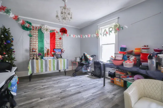 $425,000 | 2720 16th Avenue South, Minneapolis, MN 55407