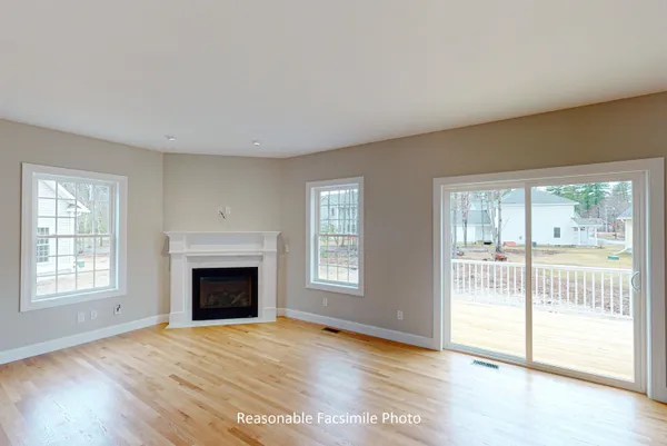 $674,544 | 83 Lantern Drive, Sandown, NH 03873