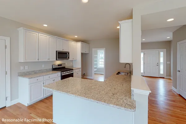 $674,544 | 83 Lantern Drive, Sandown, NH 03873
