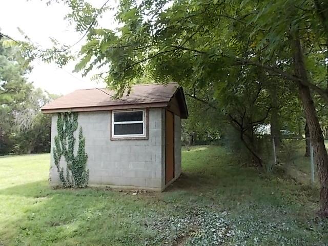 110 Haley Road Dickson, TN 37055 - Photo 2 of 12 Gallery Image 2